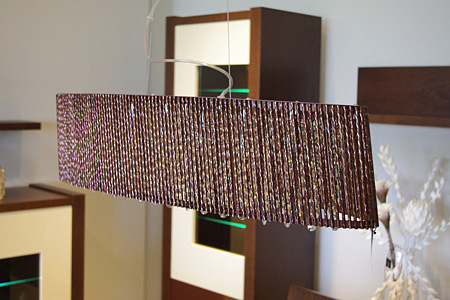 Lampa brązowa z drucikow z kryształami